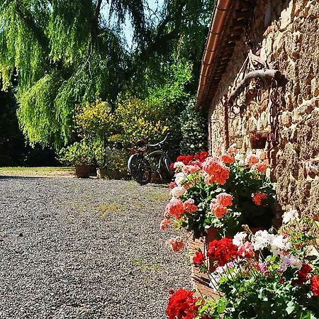 Agriturismo Terenzana Aparthotel *
