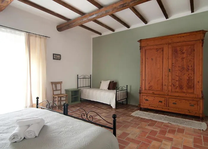 Ξενοδοχείο με διαμερίσματα Agriturismo Terenzana *