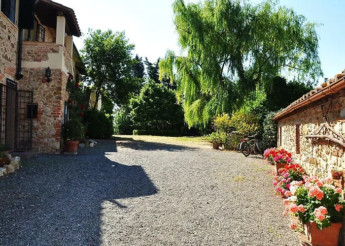 Ξενοδοχείο με διαμερίσματα Agriturismo Terenzana Riparbella